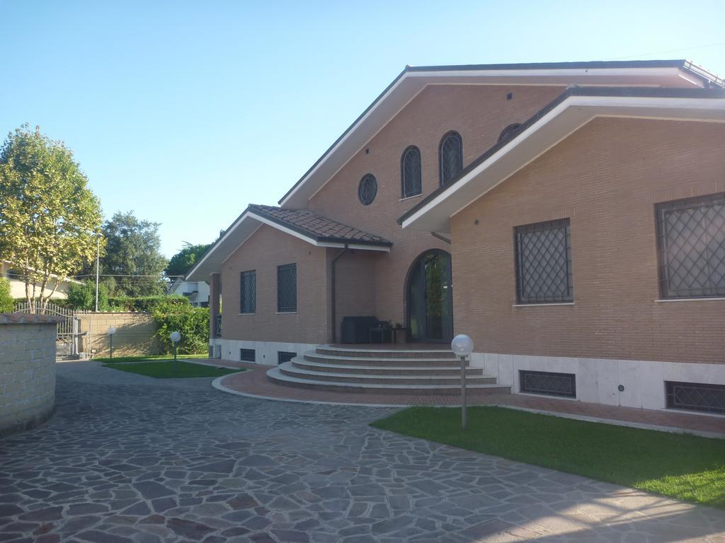 Villa Smeraldo Roma Infernetto Buitenkant foto